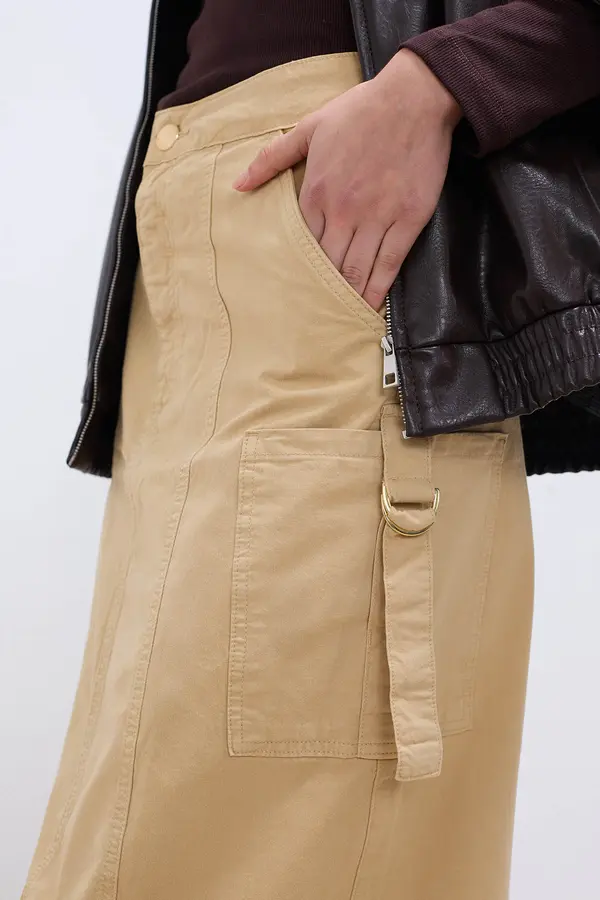 SAIA DE SARJA COM BOLSOS CARGO