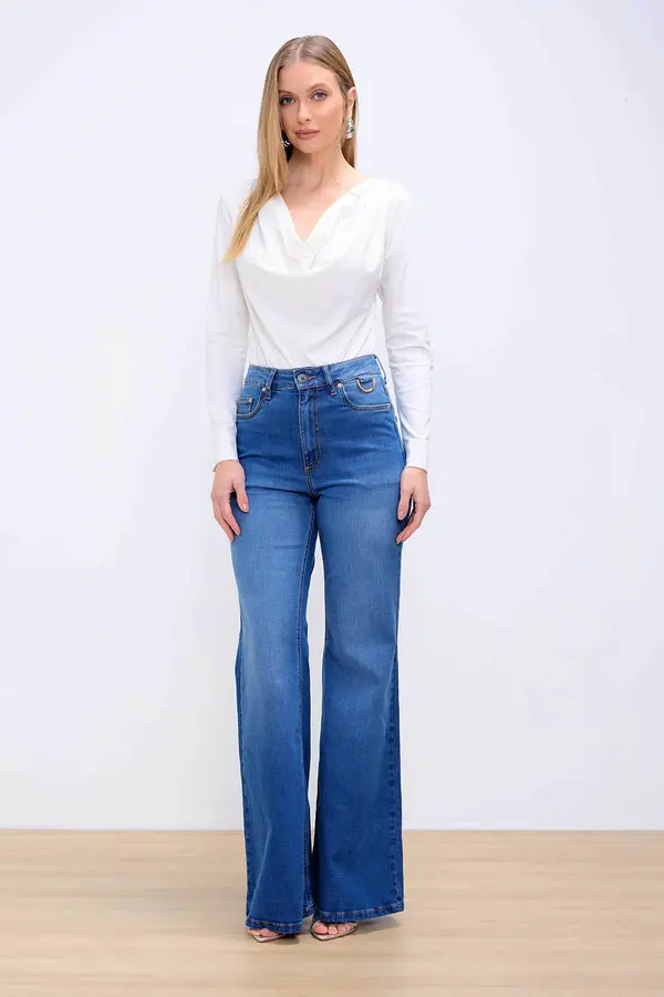 CALÇA JEANS SLIM FLARE DENIM MÉDIO