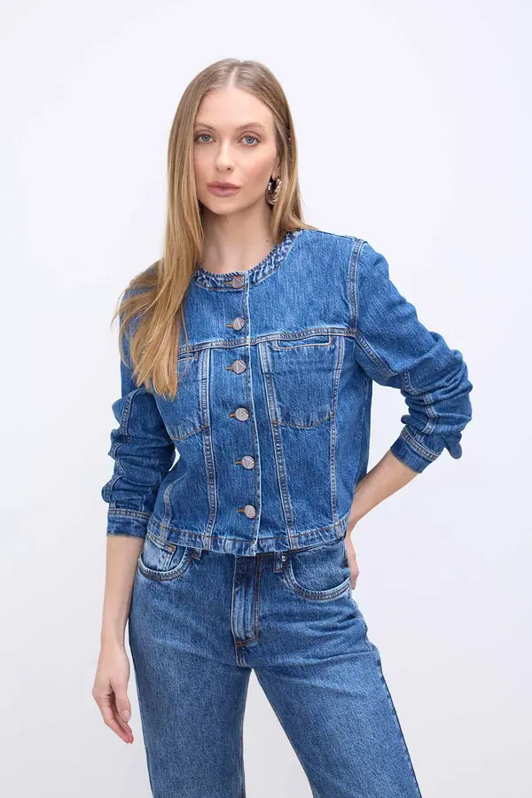 JAQUETA JEANS TRUCKER SEM GOLA DENIM MÉDIO