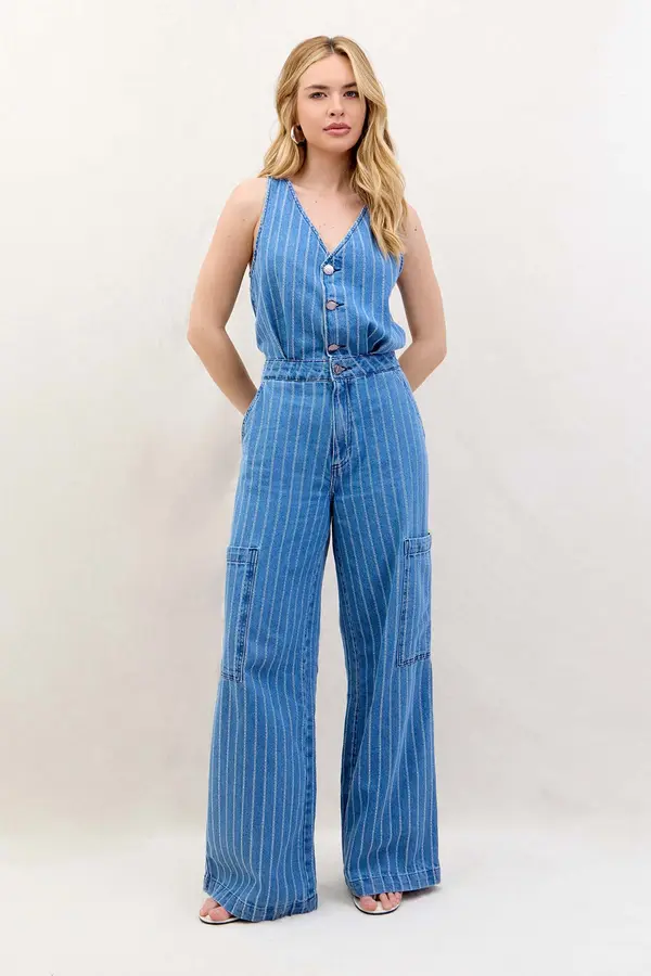 MACACÃO JEANS LISTRAS DENIM MÉDIO