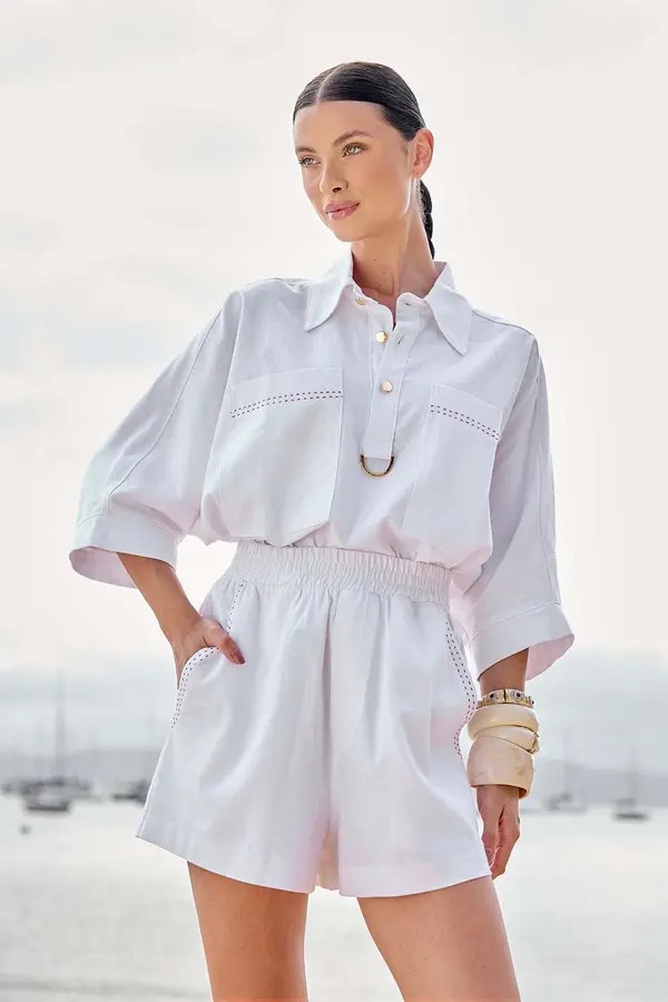 CAMISA AMPLA DE LINHO COM BOLSOS