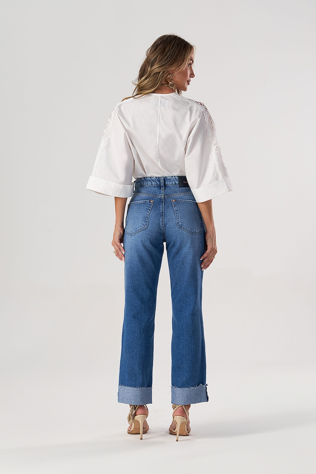 CALÇA RETA COM BARRA DOBRADA - CALÇA JEANS RETA COM BARRA DOBRADA - L ...