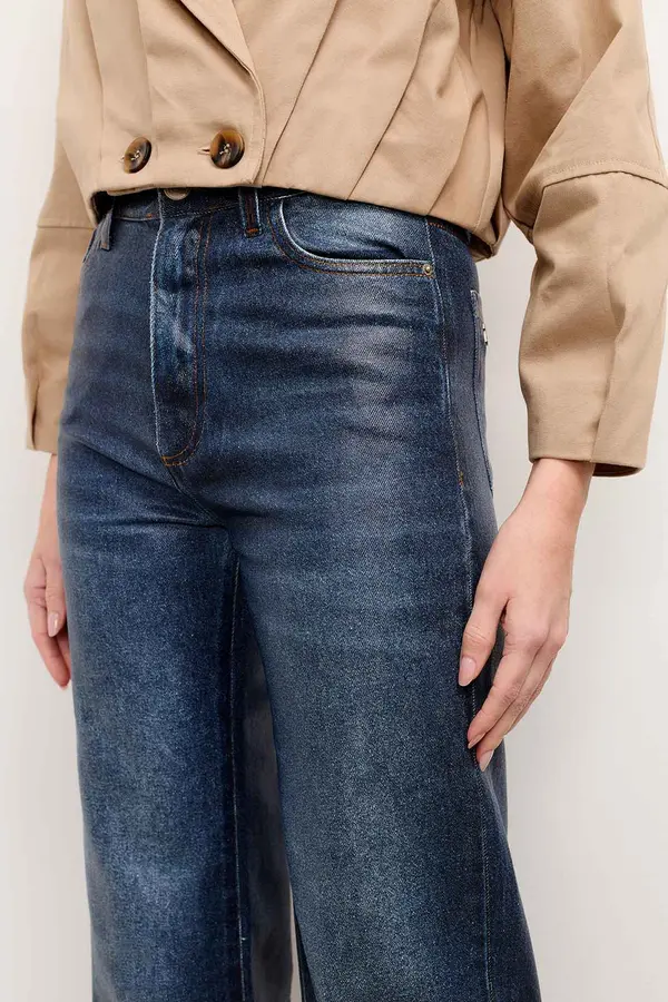 CALÇA JEANS RETA RESINADA DENIM ESCURO