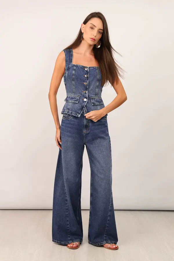 CALÇA JEANS PANTALONA COM RECORTE DENIM ESCURO